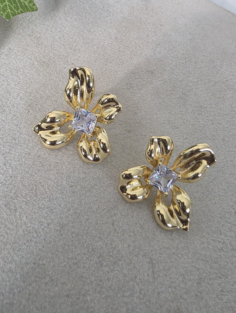 Gold Filled Floral Petal Stud Earrings Princess Cut Crystal Flower